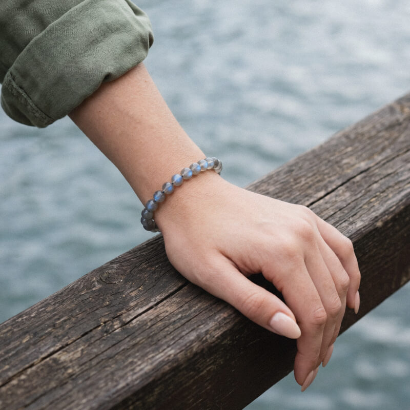 Браслет из лабрадорита с иризацией